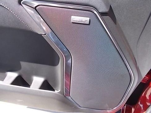 New 2025 GMC Sierra 1500 SLT AWD/4WD image 15