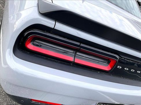 Used 2022 Dodge Challenger R/T Scat Pack w/ Plus Package image 40
