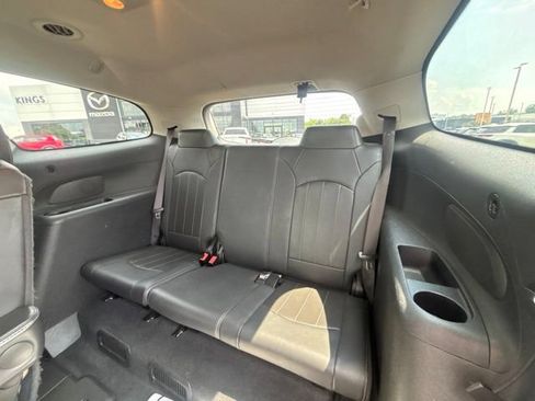 Used 2017 Buick Enclave Leather AWD/4WD image 23