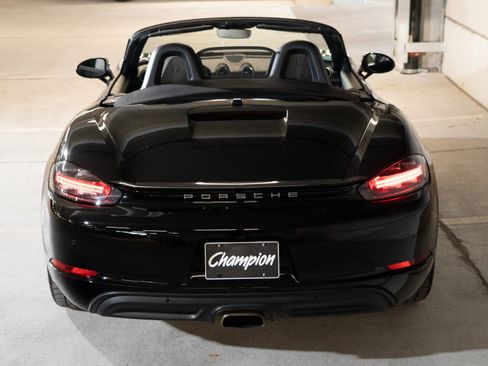 Certified 2023 Porsche 718 Boxster RWD image 10