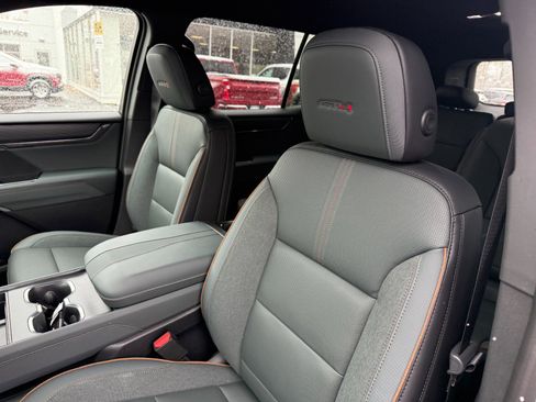 New 2026 GMC Acadia AT4 image 14