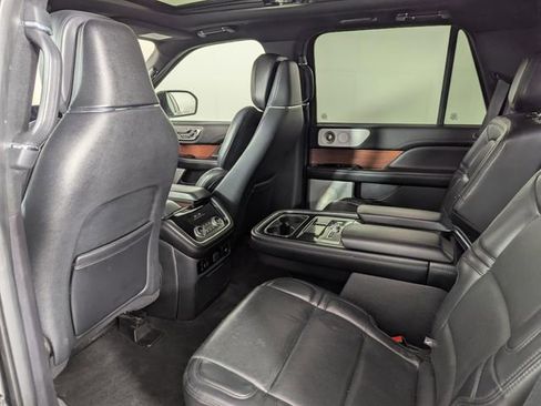 Used 2020 Lincoln Navigator Reserve AWD/4WD image 17