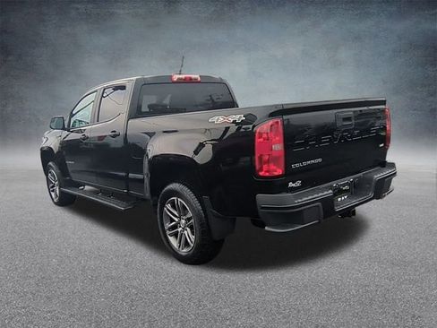 Certified 2022 Chevrolet Colorado W/T w/ Custom Special Edition image 7