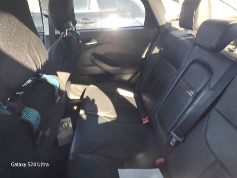 Used 2016 Ford Focus SE w/ Equipment Group 201A image 5