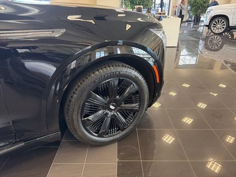 Certified 2025 Cadillac Escalade IQ Sport 2 image 12