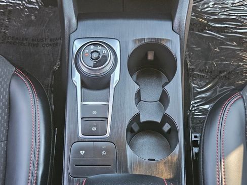 Used 2025 Ford Escape ST-Line image 12