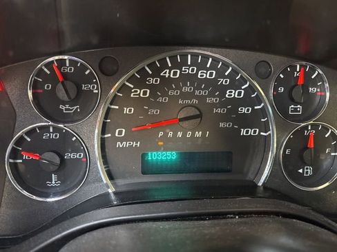 Used 2021 GMC Savana 2500 w/ Driver Convenience Package image 6