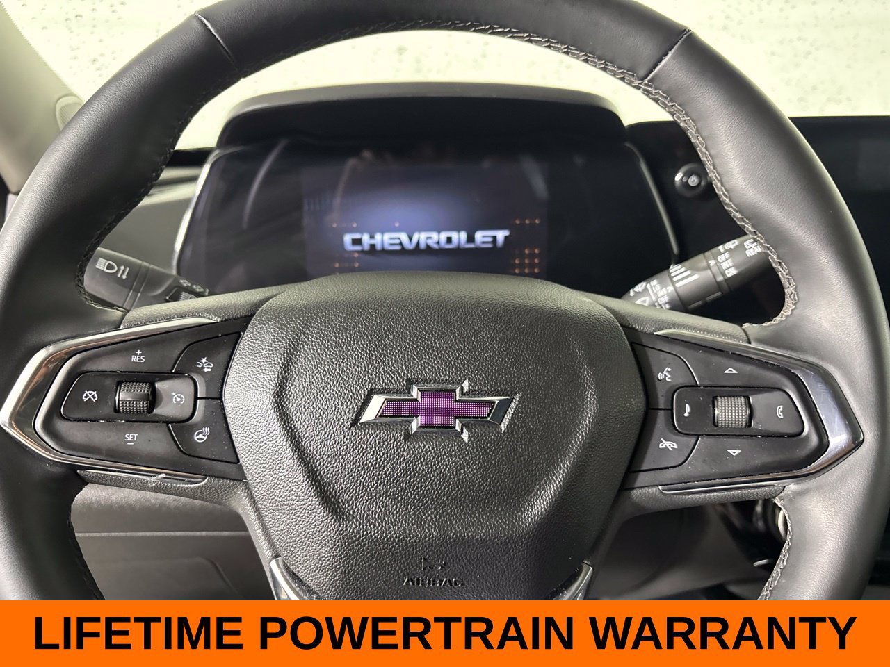 Used 2026 Chevrolet Trax ACTIV w/ Sunroof Package FWD image 15