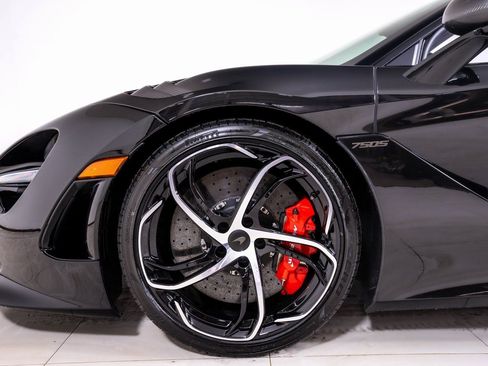 New 2026 McLaren 750S Spider RWD image 17