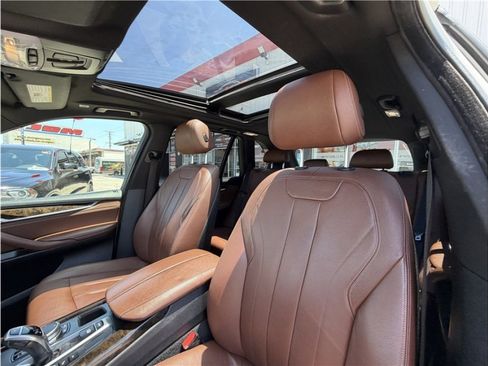 Used 2018 BMW X5 sDrive35i RWD image 19