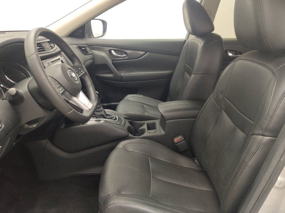 Used 2018 Nissan Rogue SL FWD image 17