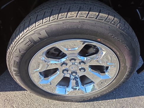 Certified 2022 RAM 1500 Big Horn AWD/4WD image 9
