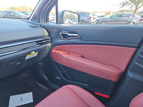 New 2026 Kia Sportage SX Prestige image 8