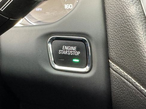 Used 2021 GMC Acadia SLE w/ Driver Convenience Package image 19