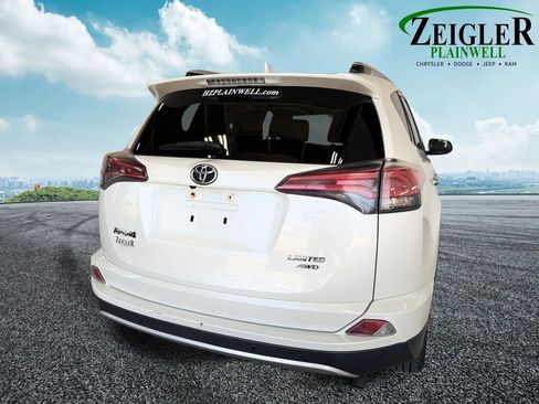 Used 2016 Toyota RAV4 Limited AWD/4WD image 5