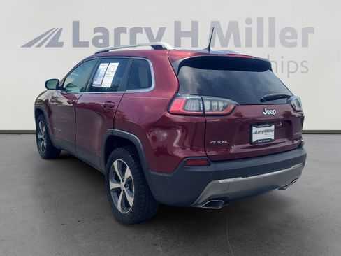 Used 2019 Jeep Cherokee Limited w/ Technology Group AWD/4WD image 3