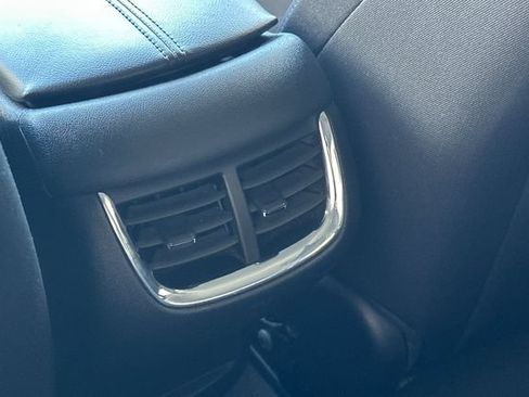 Used 2023 Chevrolet Malibu LT FWD image 14
