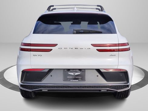 New 2026 Genesis GV70 2.5T Advanced image 4