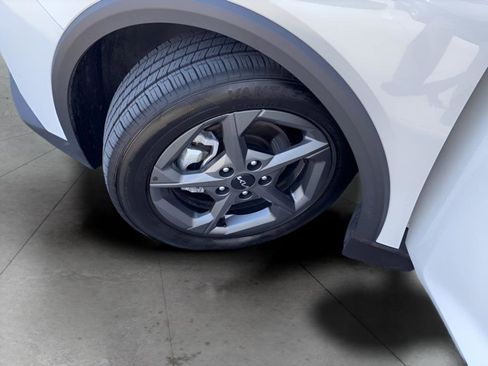 Used 2025 Kia K4 FWD image 44