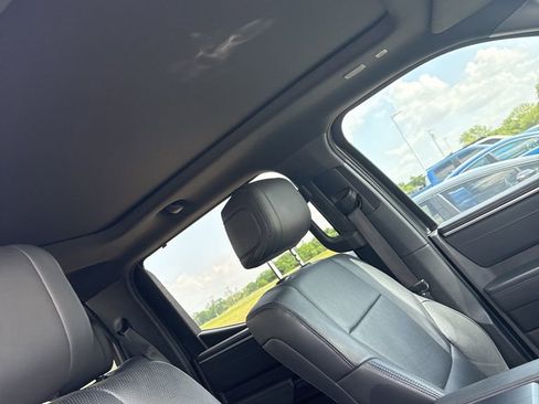 Used 2023 Toyota Tundra Platinum w/ Advanced Package AWD/4WD image 8