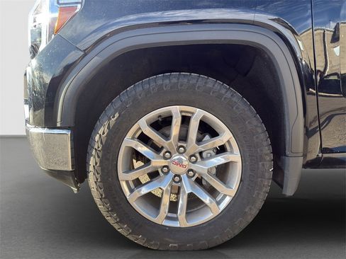 Used 2022 GMC Sierra 1500 SLT w/ SLT Premium Package image 5