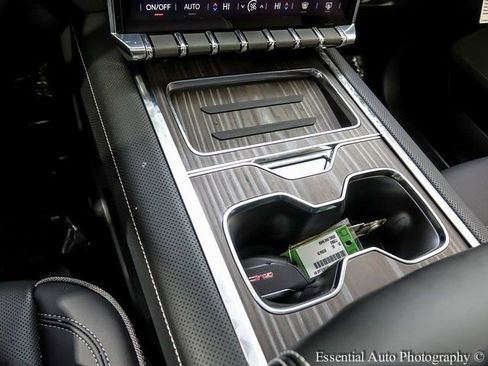 New 2025 GMC Sierra EV Denali image 19