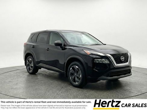 Used 2025 Nissan Rogue SV image 1