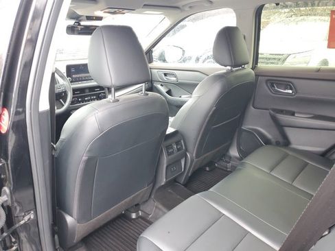 Certified 2023 Nissan Rogue SV w/ SV Premium B Package image 28