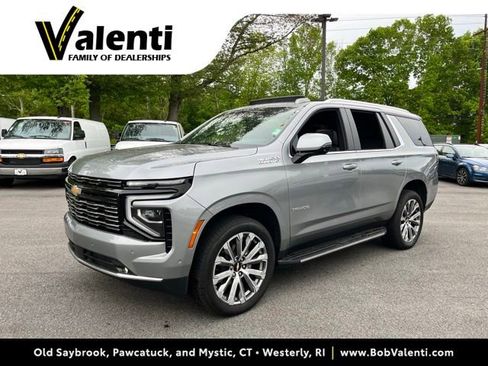 Used 2025 Chevrolet Tahoe High Country AWD/4WD image 1