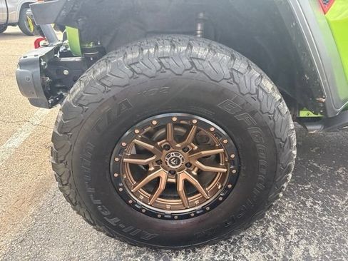 Used 2019 Jeep Wrangler Unlimited Rubicon AWD/4WD image 11