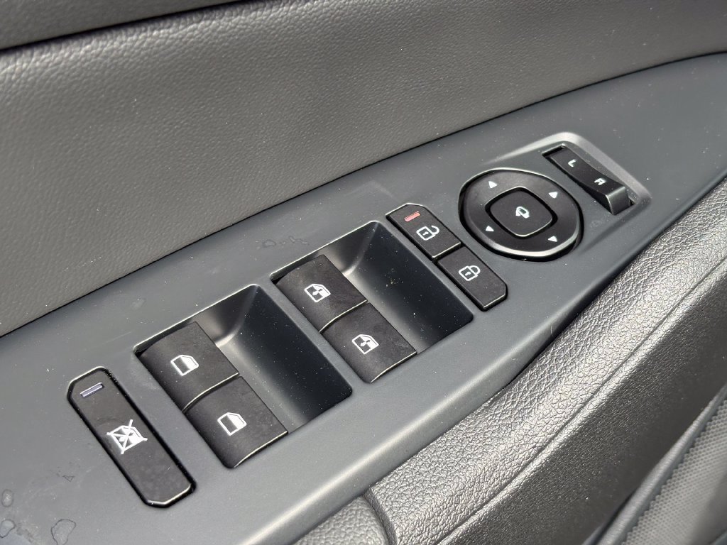 New 2026 Kia Sportage SX FWD image 18