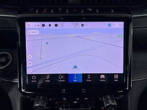 Used 2022 Jeep Grand Cherokee L Overland image 14