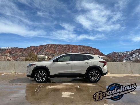 New 2026 Chevrolet Trax RS w/ Driver Confidence Package image 4