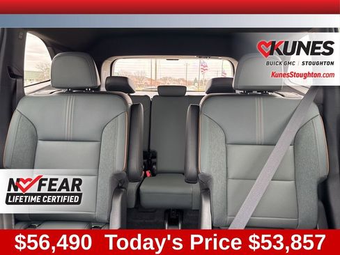 New 2026 GMC Acadia AT4 w/ Luxury Package image 36