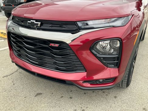 Used 2021 Chevrolet TrailBlazer RS w/ Sun and Liftgate Package image 27