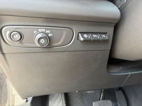 Used 2023 Buick Envision Avenir AWD/4WD image 26