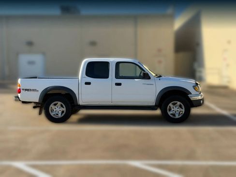 Used 2003 Toyota Tacoma PreRunner RWD image 8