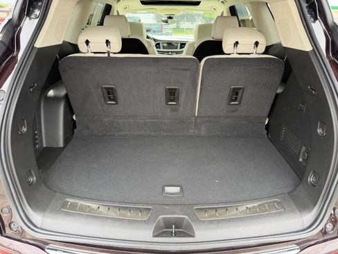 Used 2023 Buick Enclave Avenir w/ Avenir Technology Package AWD/4WD image 9