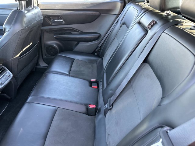 Used 2024 Nissan Ariya FWD image 34