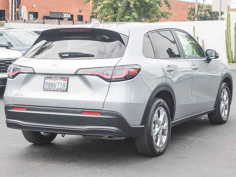 Certified 2025 Honda HR-V LX image 9