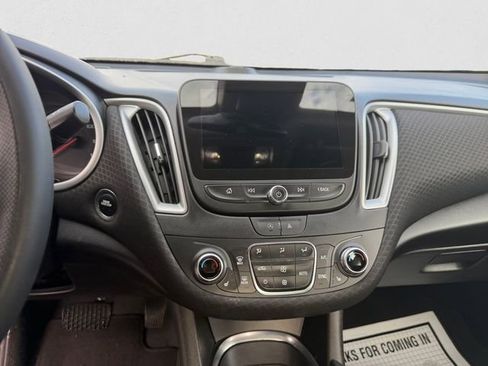 Used 2023 Chevrolet Malibu LT image 11