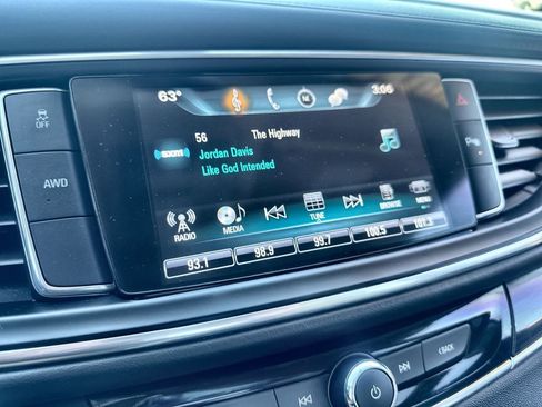 Used 2019 Chevrolet Traverse RS AWD/4WD image 16