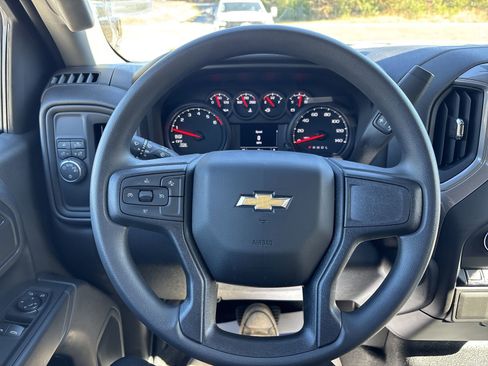 Used 2025 Chevrolet Silverado 1500 W/T w/ WT Safety Package image 17