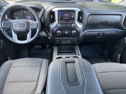 Used 2020 GMC Sierra 1500 Elevation w/ Elevation Value Package AWD/4WD image 18