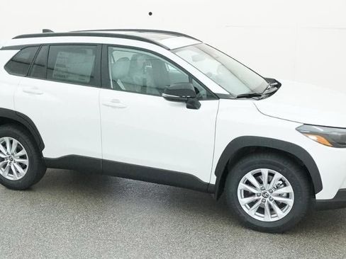 New 2026 Toyota Corolla Cross LE image 12