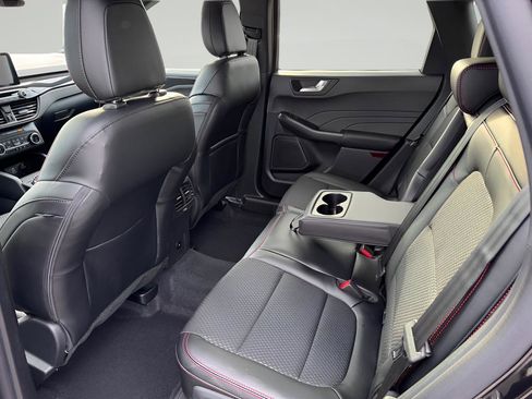 New 2026 Ford Escape ST-Line w/ Cold Weather Package image 32