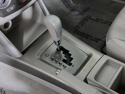 Used 2010 Subaru Forester 2.5X image 22