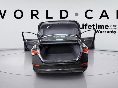 Used 2023 Nissan Sentra S image 7