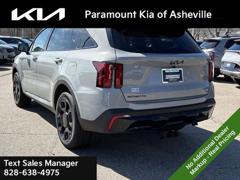 New 2026 Kia Sorento SX image 4