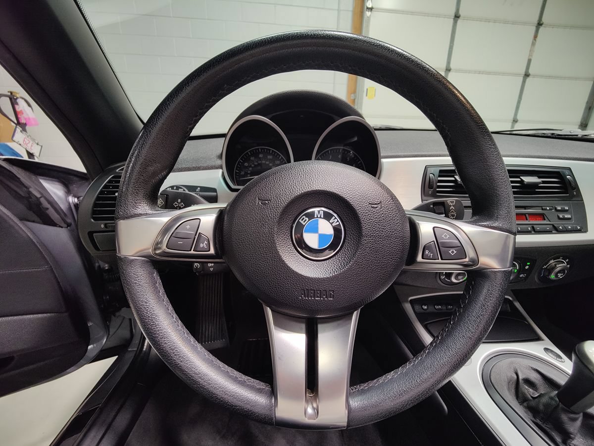Used 2007 BMW Z4 3.0si RWD image 30